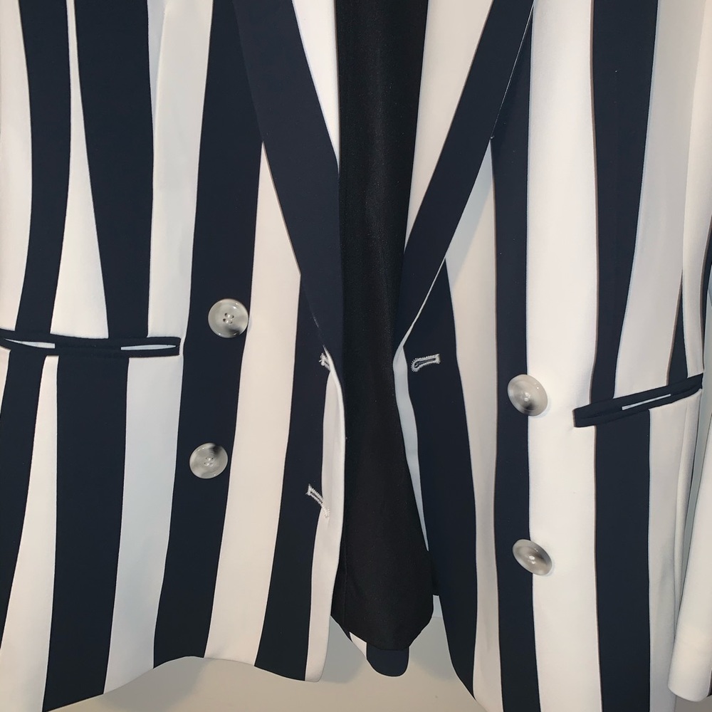 H&M Dress Jacket - Picture 2 of 4